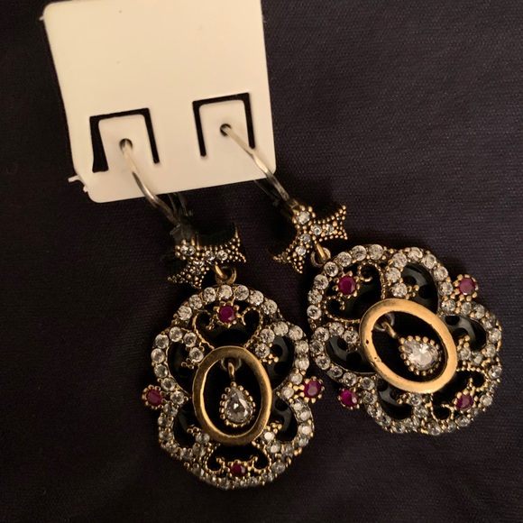 Turkish Earings - Picture 3 of 4